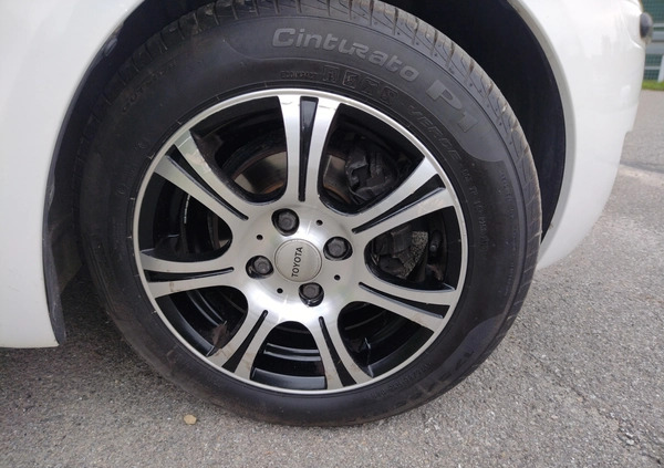 Toyota Yaris cena 22999 przebieg: 160000, rok produkcji 2010 z Brzozów małe 466